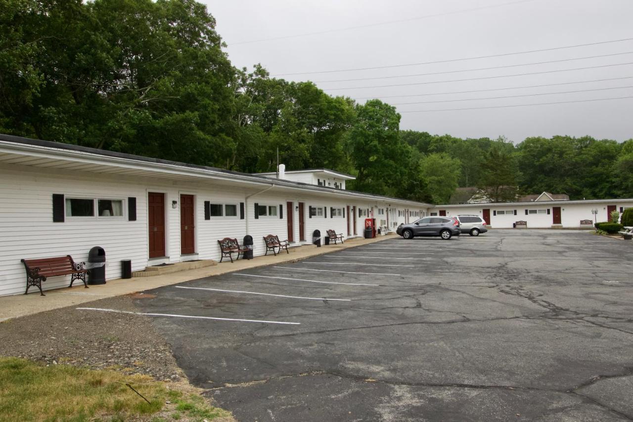 Oakdell Motel Waterford Ct Εξωτερικό φωτογραφία