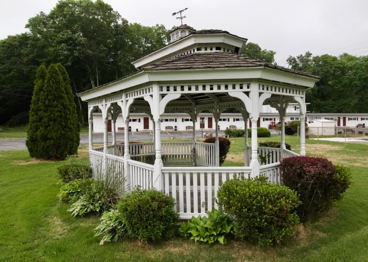 Oakdell Motel Waterford Ct Εξωτερικό φωτογραφία