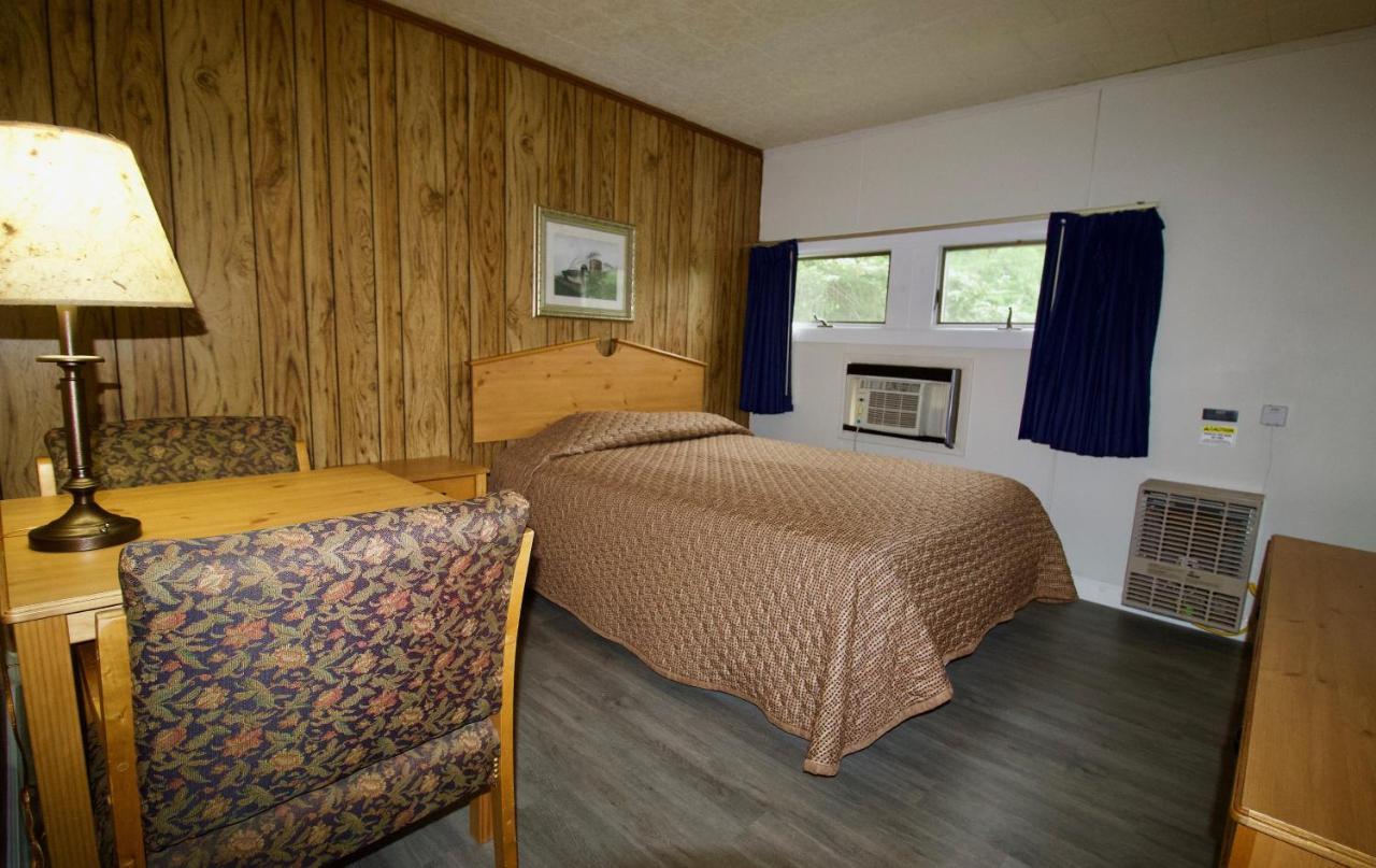 Oakdell Motel Waterford Ct Εξωτερικό φωτογραφία